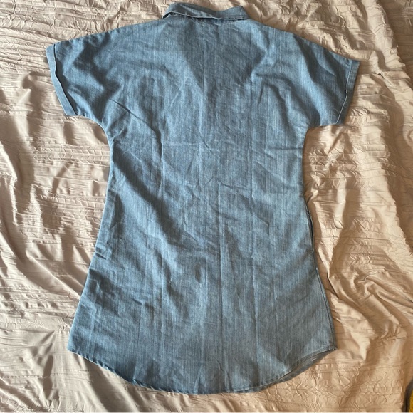 Light denim button down dress - Picture 5 of 7